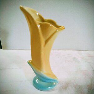 Vintage Mid-Century Shawnee Pottery 5" Blue Yellow Lily Bud Vase